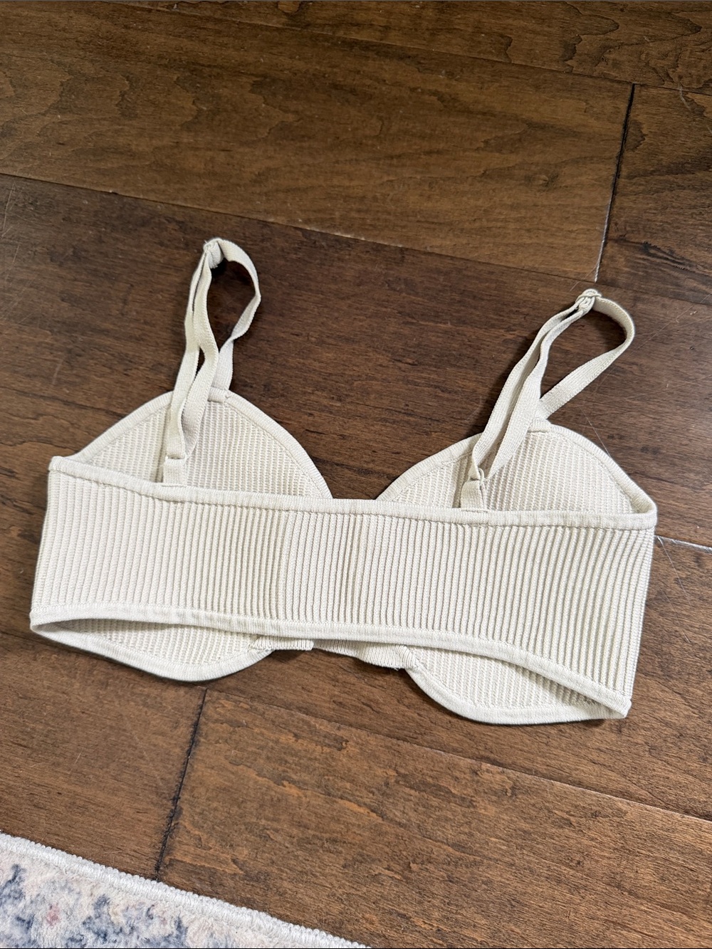 Babaton Beige Ribbed Bra - Picture 2 of 3